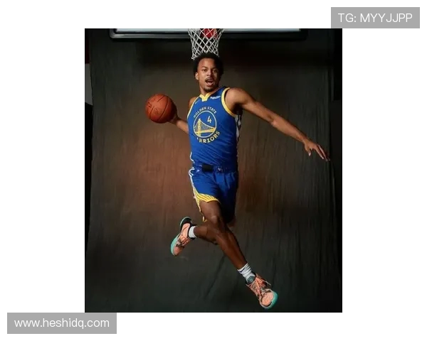 斯蒂芬库里引领勇士王朝新时代的传奇与三分投射艺术 斯蒂芬库里引领勇士王朝新时代的传奇与三分投射艺术