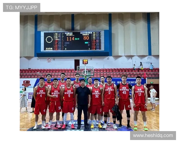 篮球精神激发团队力量让青春在拼搏与梦想中闪耀光芒 篮球精神激发团队力量让青春在拼搏与梦想中闪耀光芒