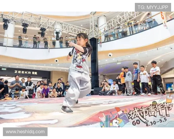 街舞盛宴：深入深圳街舞队员的独特才华与个人风采探索