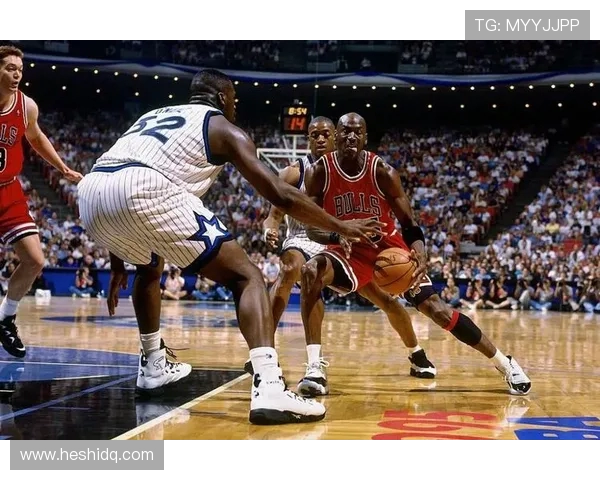 哈达威与乔丹的巅峰对决：篮球历史上的传奇时刻与影响分析