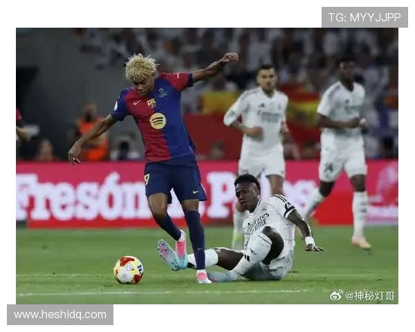 巴萨与皇马巅峰对决再度上演球迷期待经典之战的精彩瞬间 巴萨与皇马巅峰对决再度上演球迷期待经典之战的精彩瞬间