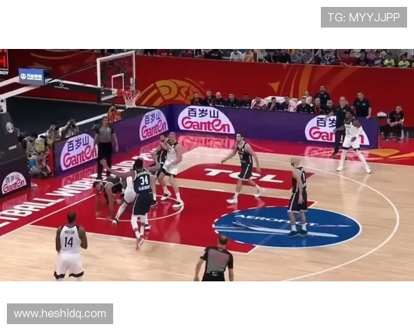 希腊男篮与爱沙尼亚激战正酣谁能在这场较量中胜出